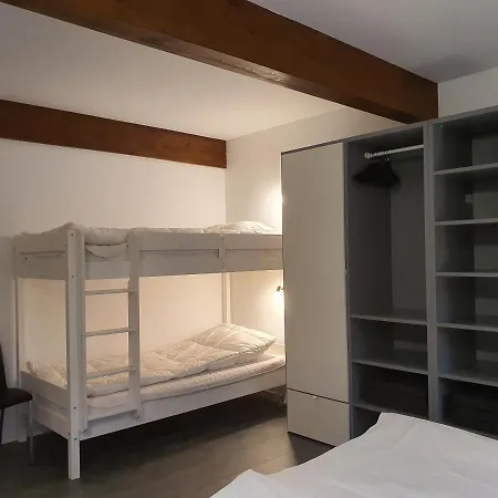 Molshojgard Apartman Knebel