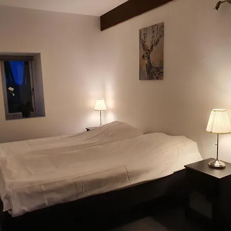 Molshojgard * Knebel