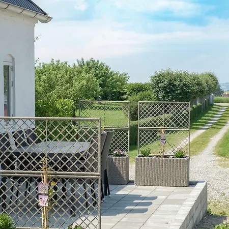 Molshojgard Apartment Knebel