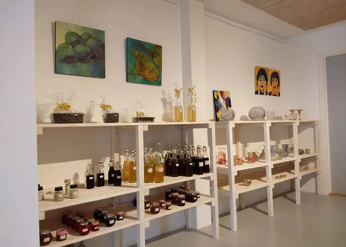 Апартаменты Molshojgard