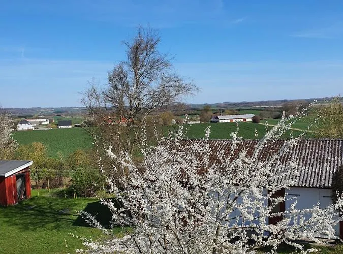 Molshojgard Апартаменты *