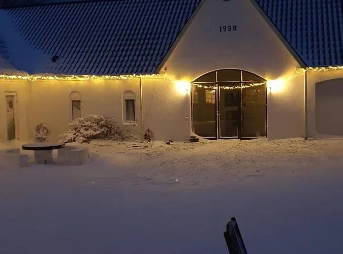 Molshojgard Апартаменты *