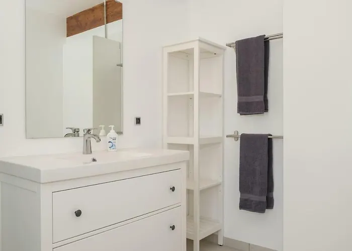 Апартаменты Molshojgard *